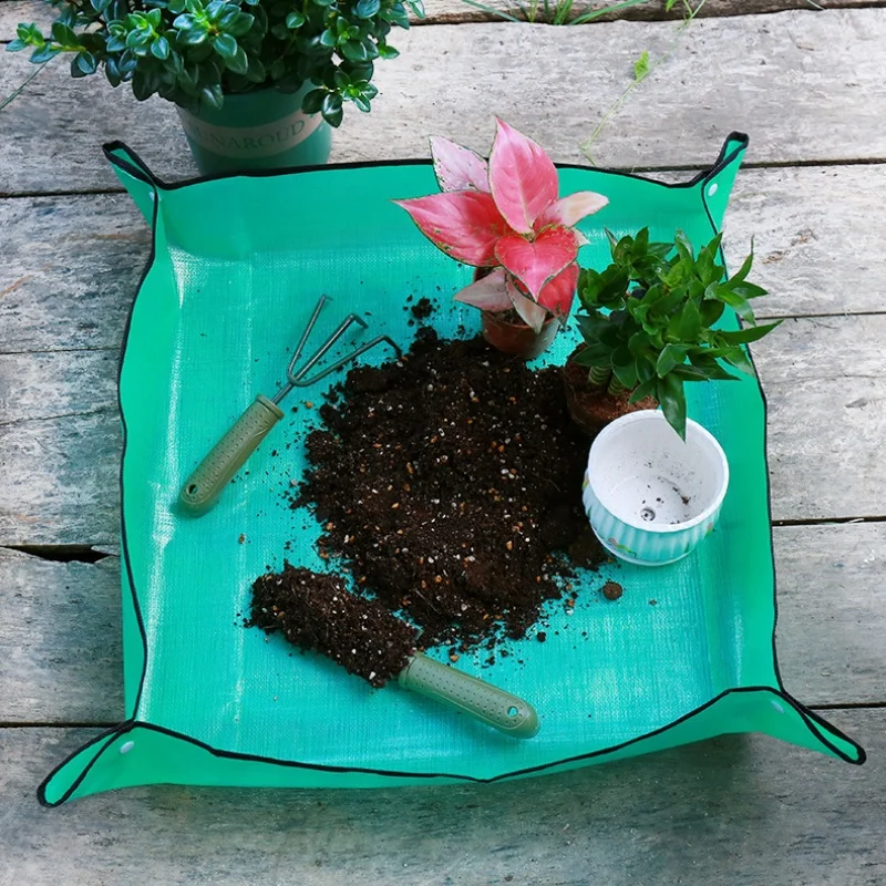 Adjustable Foldable Waterproof Planting Mat for Gardening and Potting