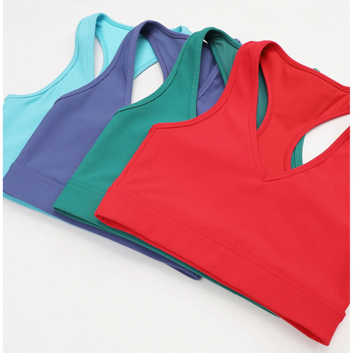 3-Piece Seamless Yoga Set – Jacket, Bra & Leggings for Women’s Fitness