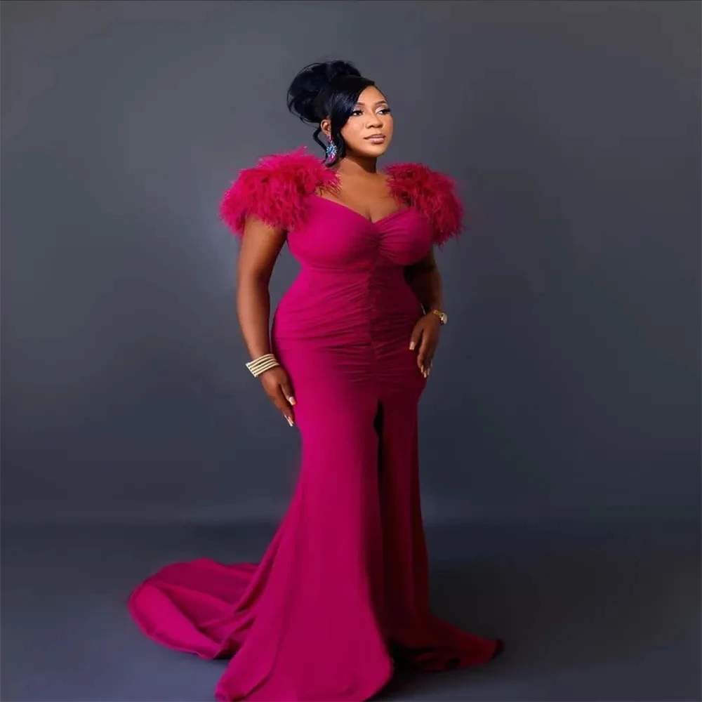 

KSDN 2023 Arabic Aso Ebi Evening Dress Rose Short Sleeve Sweetheart Split Plus Size Feathers Straight Special Occasion Vestidos