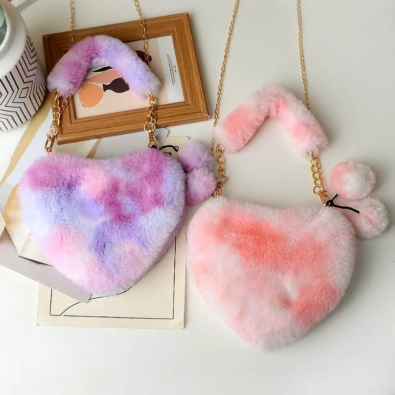 

New Fashion Lovely Plush Heart-shaped Bag Female Plush Love Chain Peach Heart Bag fur Bag for Women