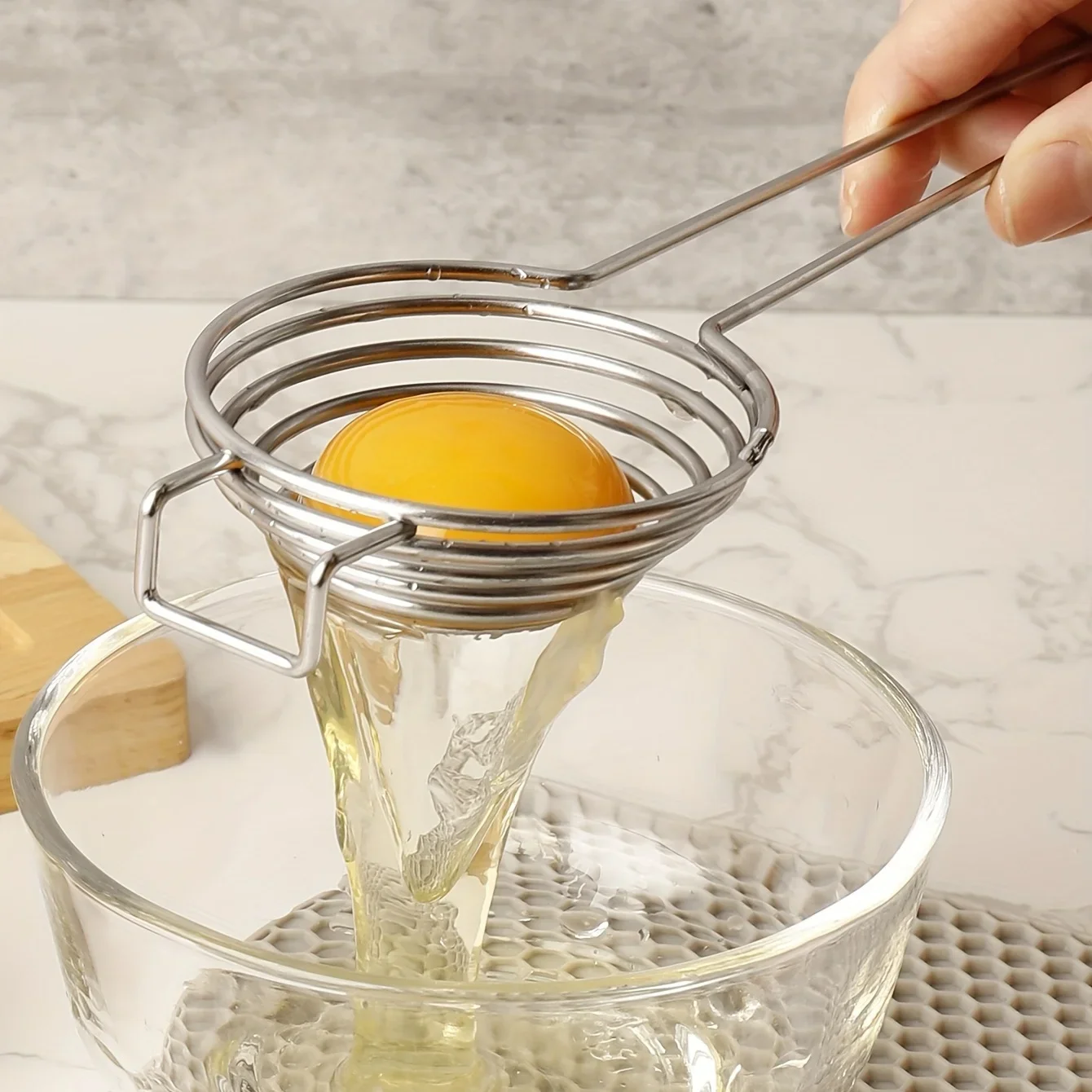 Premium Stainless Steel Egg Yolk Separator - Effortless Egg White And Yolk Divider With Filter Function For Separated Eggs
