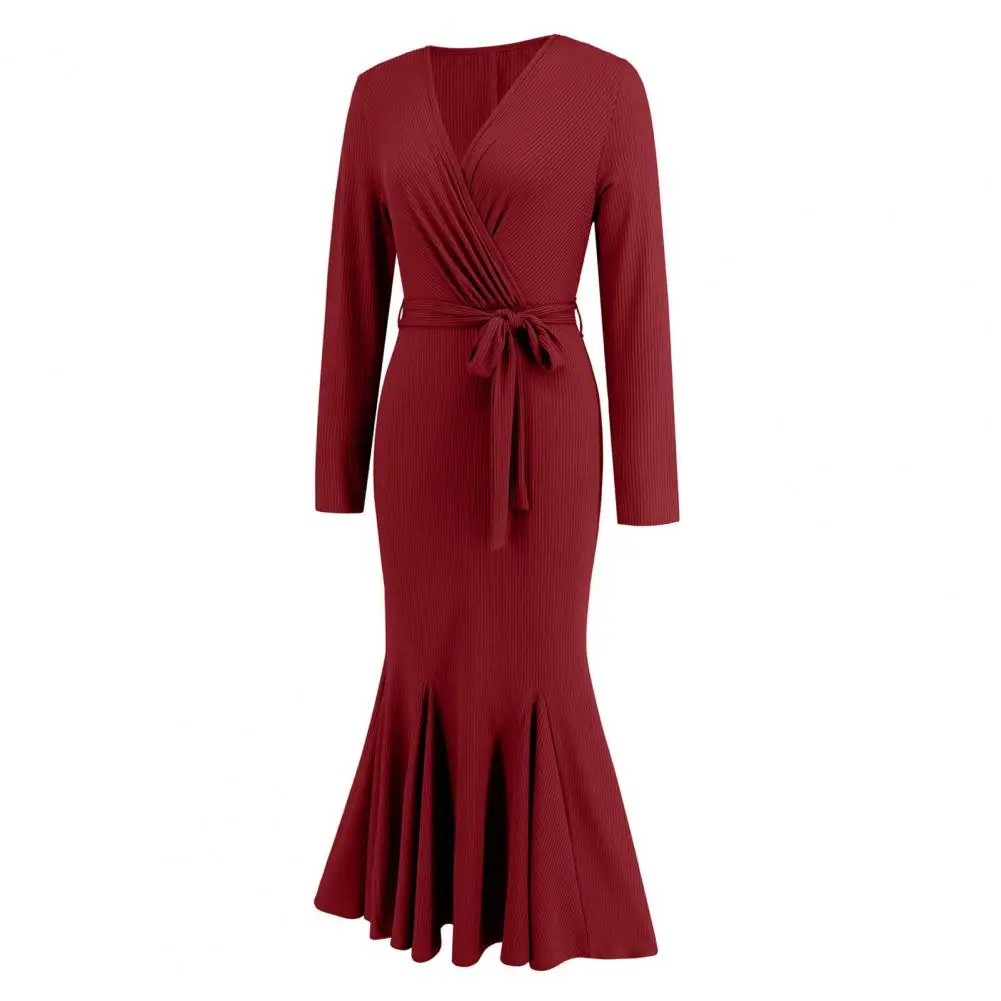 

Solid Color Women Dress Elegant Nipped-in Waist Dress Elegant V Neck Fishtail Hem Midi Dress for Women Slim Fit Knitted Evening