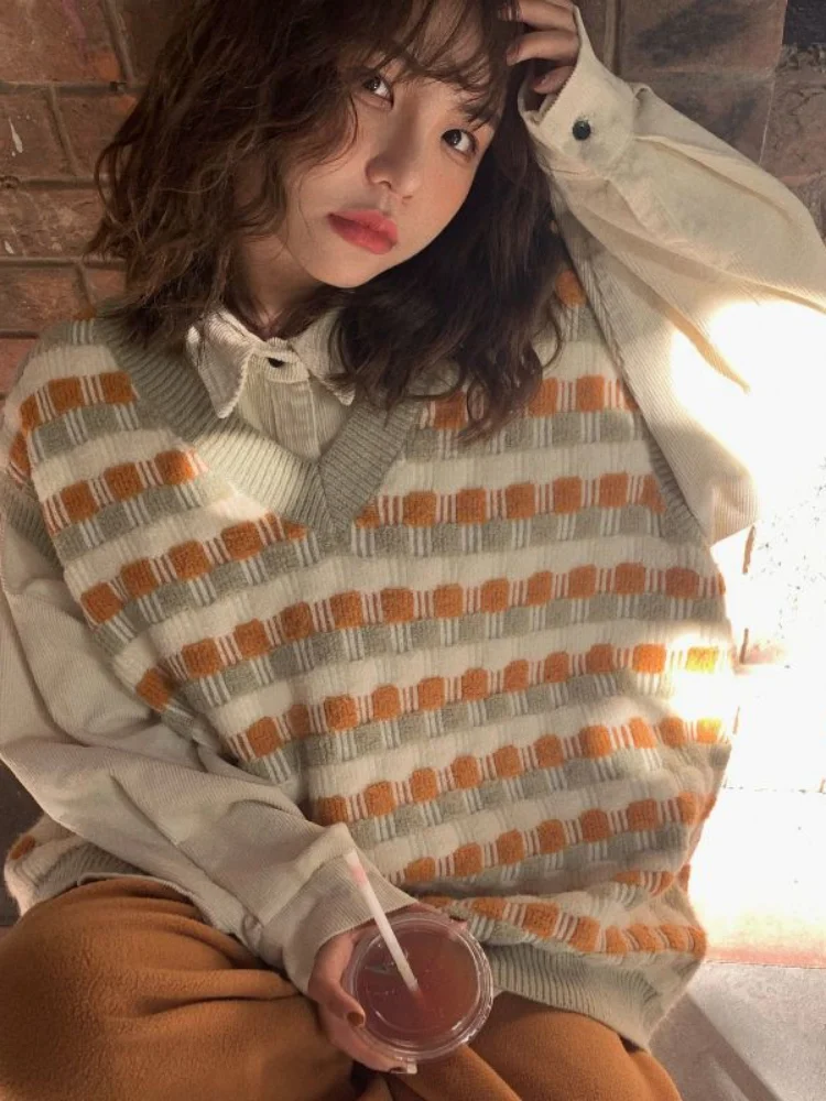 

Осенний корейский винтажный вязаный жилет в стиле преппи, женский свитер без рукавов в стиле Харадзюку, Женская универсальная уличная одежда с V-образным вырезом, свободные топы Y2k