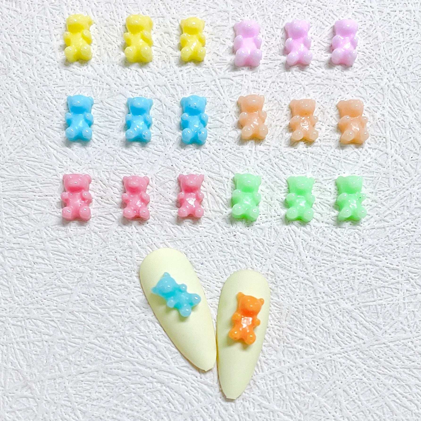 

50pcs Kawaii Resin Bear Series Nail Art Charms 3D Rhinestones Nail Decorations Wholesale Macaron Bear Mini Nail Accessories DIY