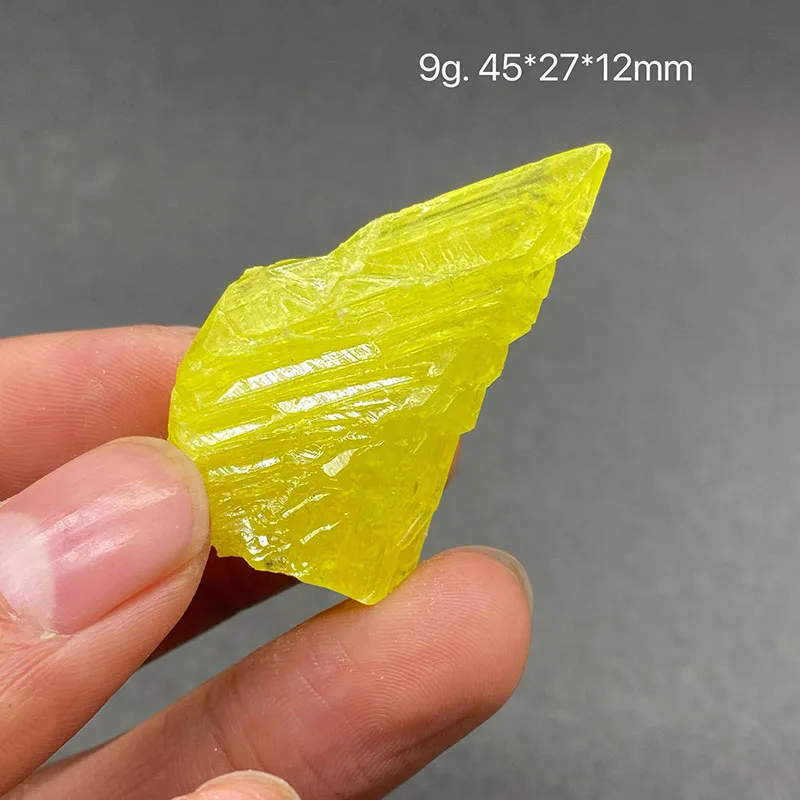 100%  Natural  sulfur Mineral Specimens Stones and Crystals Healing Crystal