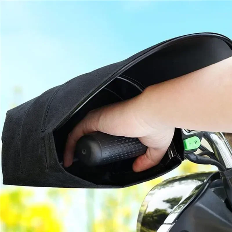 Motorcycle Handlebar Muffs Summer Airy 3D PU Waterproof Sun Protection Gloves With Reflective Strip Design Motorcycle Gloves 4