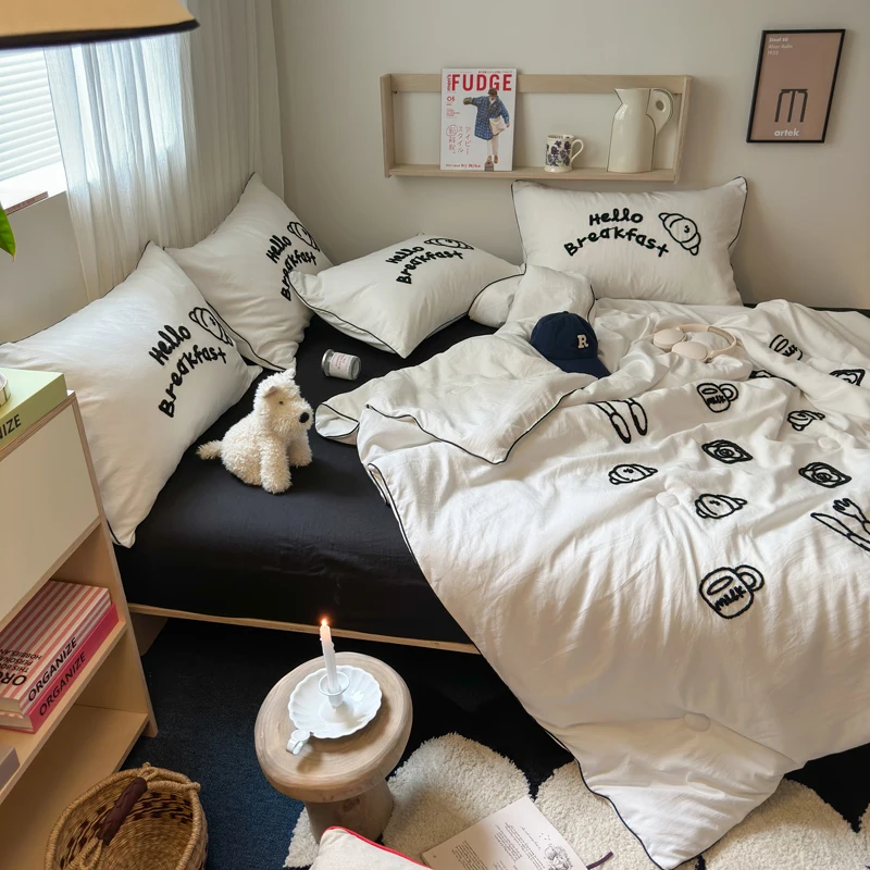 1pc Embroidery Throw Quilt White and Black Bedding Soft INS Home Adult Kids Patchwork Soft Summer Thin Comforter Duvet 150*200cm