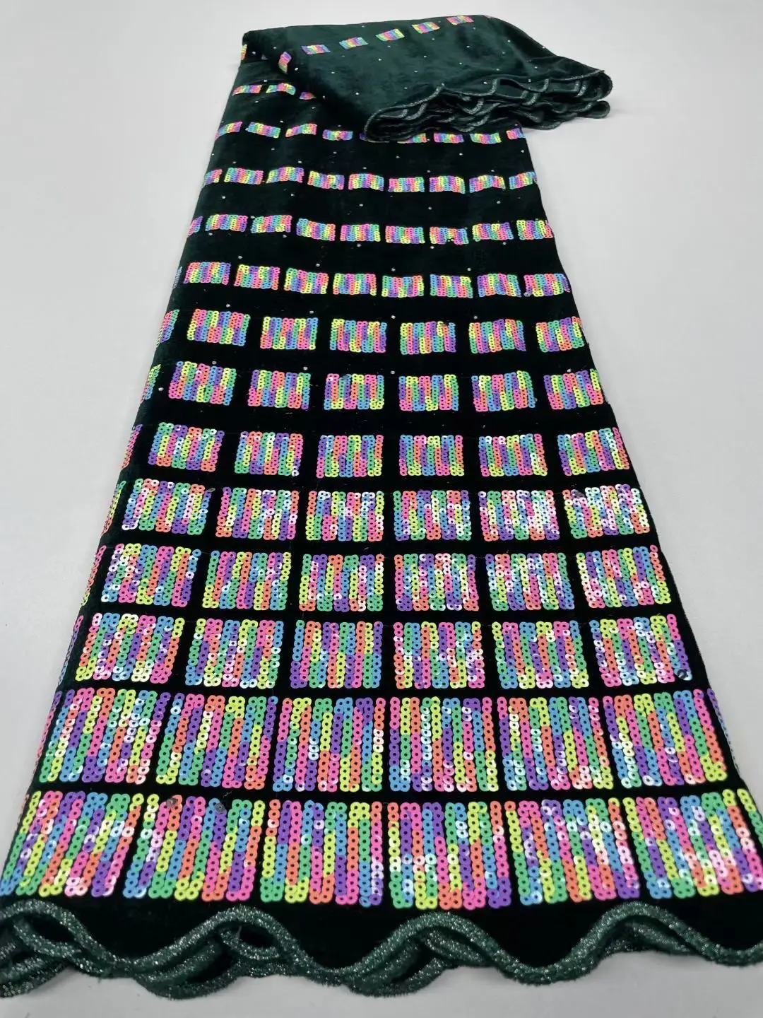 

High Quality Glitter Lace 5Yards Bridal Embroidery Velvet Lace Fabric African Sequins Lace Fabric Wedding Dresses For Women