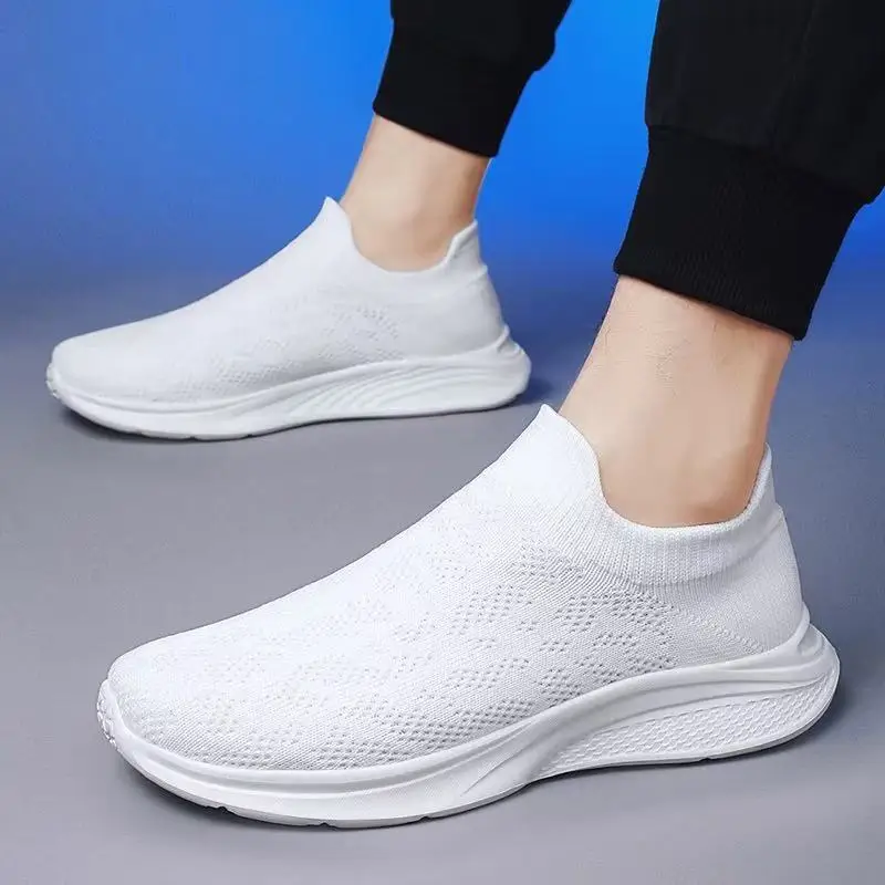 أحذية رجالية خفيفة الوزن قابلة للتنفس في الهواء الطلق