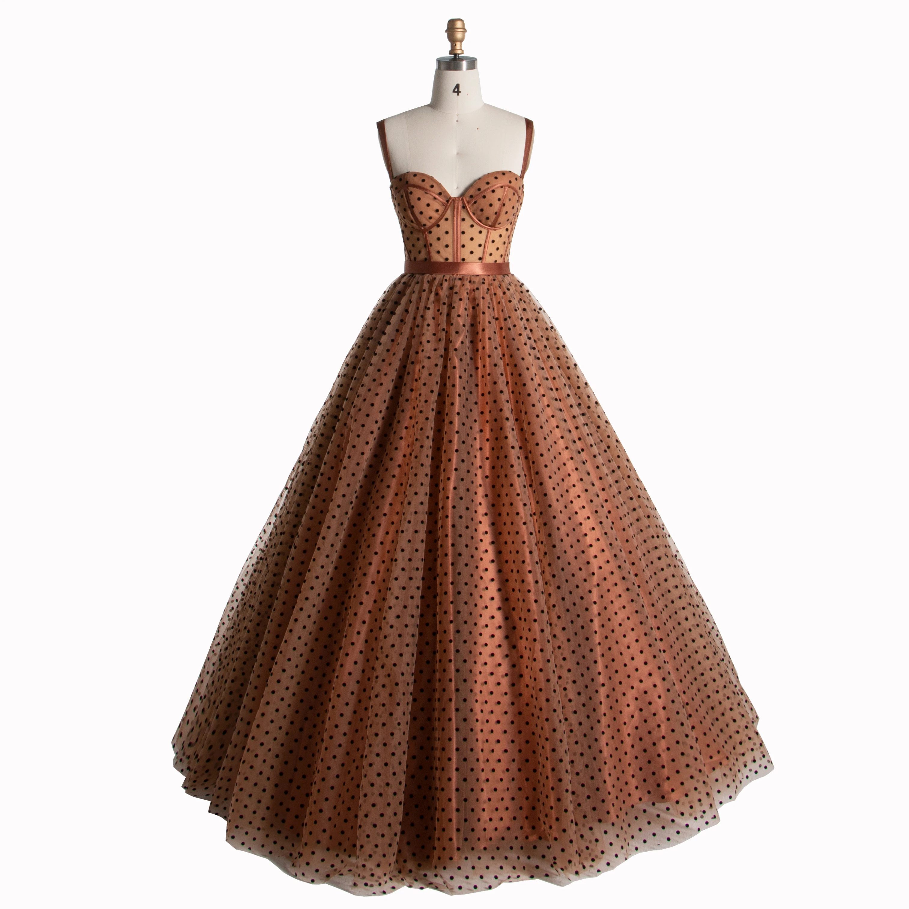 

A-line Sweetheart Polka Dot Tulle Ball Gown with Sweep Train YEWEN YE2552