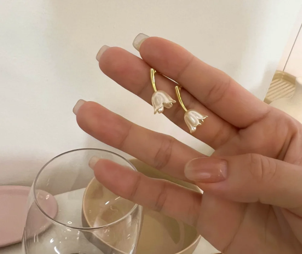 2023 new Tulip 925 silver needle flower mini Artificial pearl alloy Earrings for women Fashion Jewelry