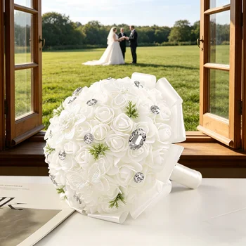 Bouquet da Sposa Classico con Rose, Stile Senza Tempo, Versatile per Vari Scenari Nuziali, Essenziale