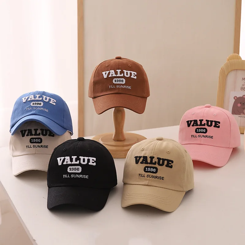 

Autumn New Fashion Letters Embroidered Baseball Cap Personality Leisure Versatile Men And Women Baby UV Protection Sun Hat