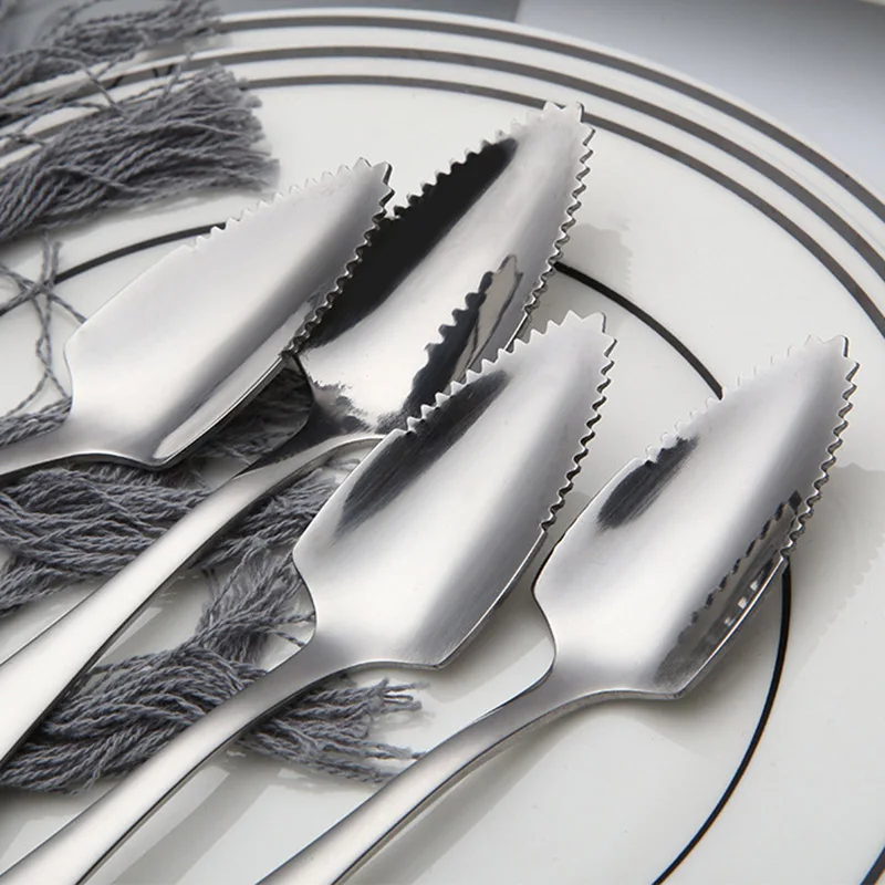 

Serrated Edge Grapefruit Spoon 304 Stainless Steel Long Handle Scraping Spoons Fruit Scoops Coffee Teaspoons Tableware Flatware