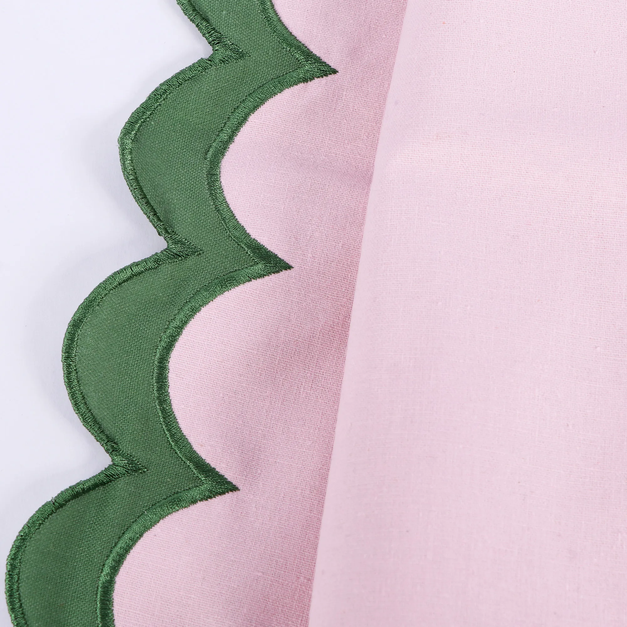 Cotton Napkins 1PCS/4PCS Double Embroidered Wavy Edge Reusable