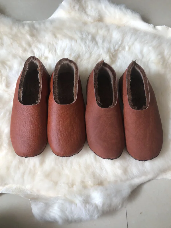 Women Winter Floor Shoes Indoor Socks Shoes Warm Woolen Ladies Plush Soft Comfortable Men Winter Slippers Pantoffels