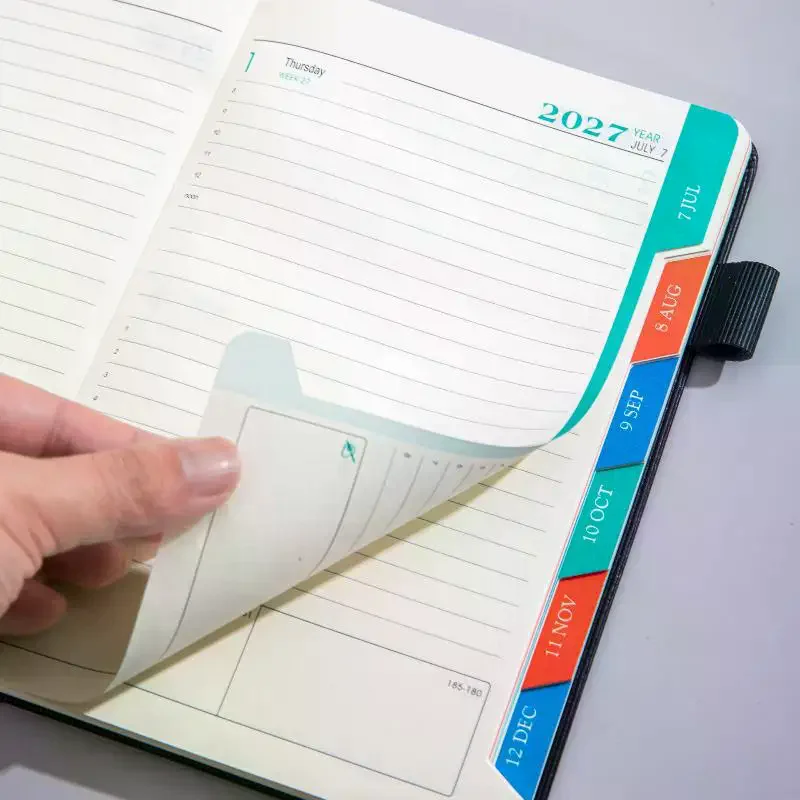 Agenda con copertina goffrata 2027 con elastico e passante per penna – Agenda giornaliera per ufficio, scuola e lavoro - immagine 4