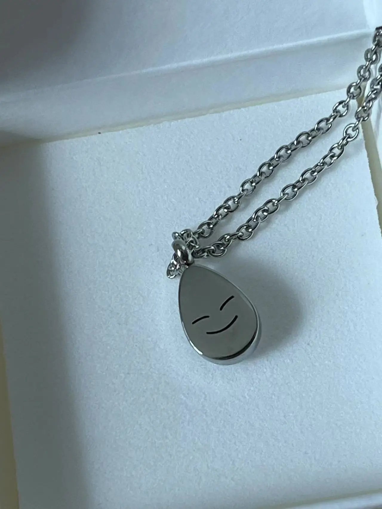 ★Hei★sv925 raindrop pendant necklace★SOYOU着用★韓国人気 소유 착용 제품안내 [sv925] raindrop pendant necklace