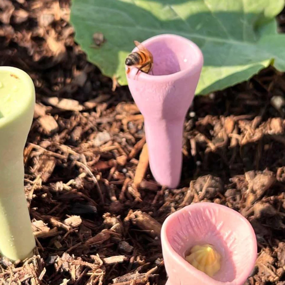 Bees Insect Drinking Cup Bee Drinking Fountain Cup Flower Shape Bees Water Feeder with Holder Beekeeping Supplies 5Pcs beekeeping accessories,bees water feeder