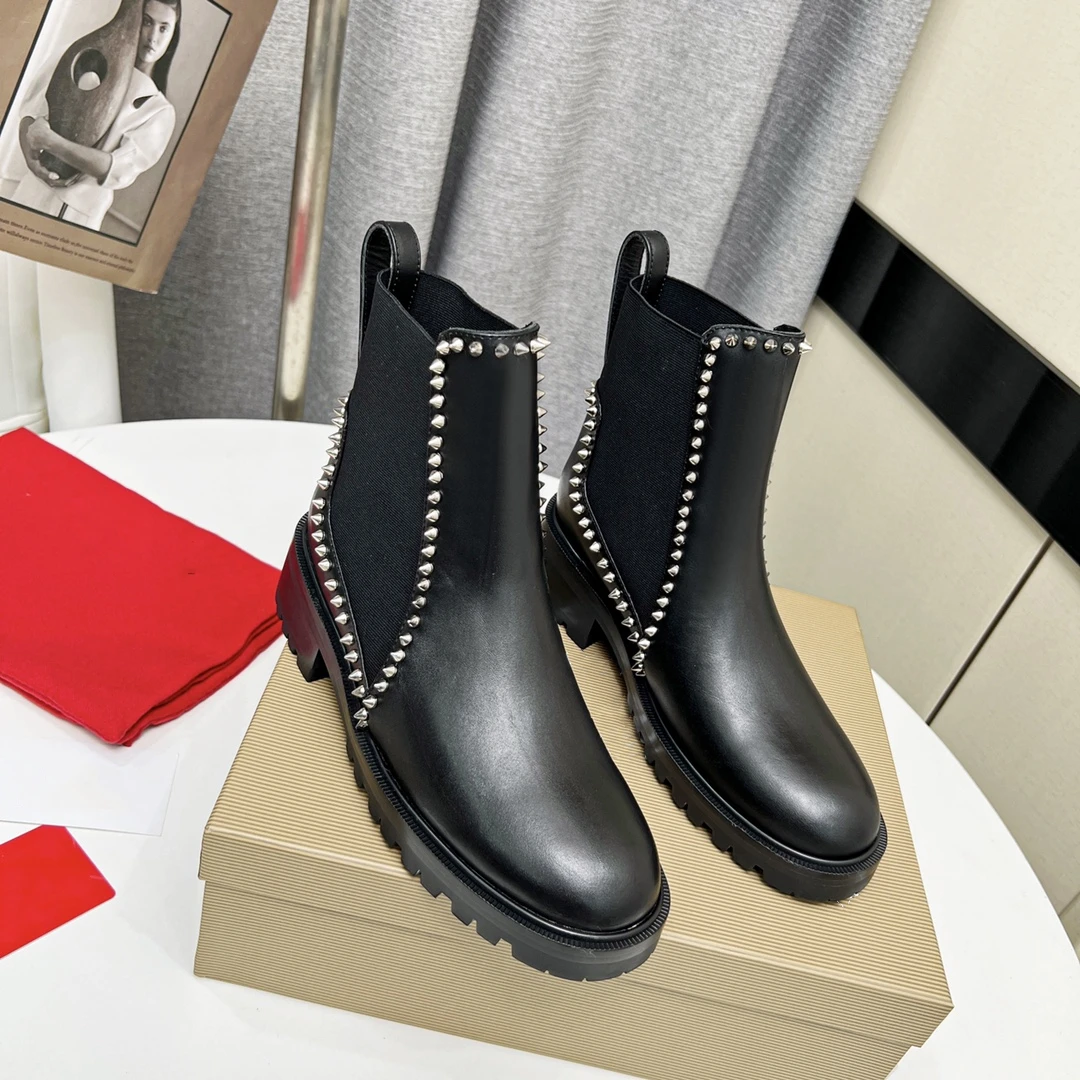 

Autumn winter Women Ankle Boots Fashion Genuine Leather Chelsea Boots Med Heels Rivet Ankle Boots Round Toe Combat Booties Woman