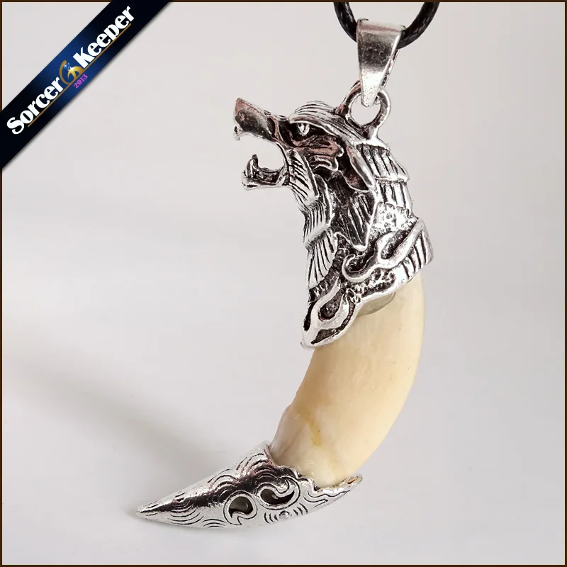Punk Fashion Brave Men Wolf Tooth Spike Pendant Real Bone Tooth Necklace Women Men Jewelry Amulet Pendant Necklace LY902