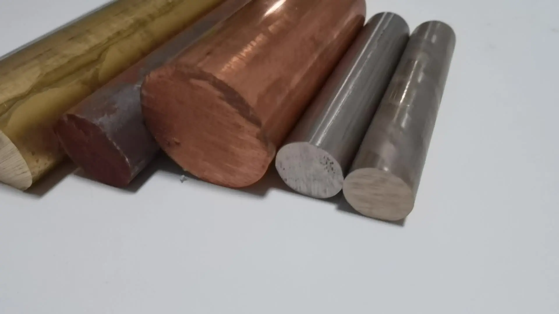 Металлические стержни 10x100 мм набор