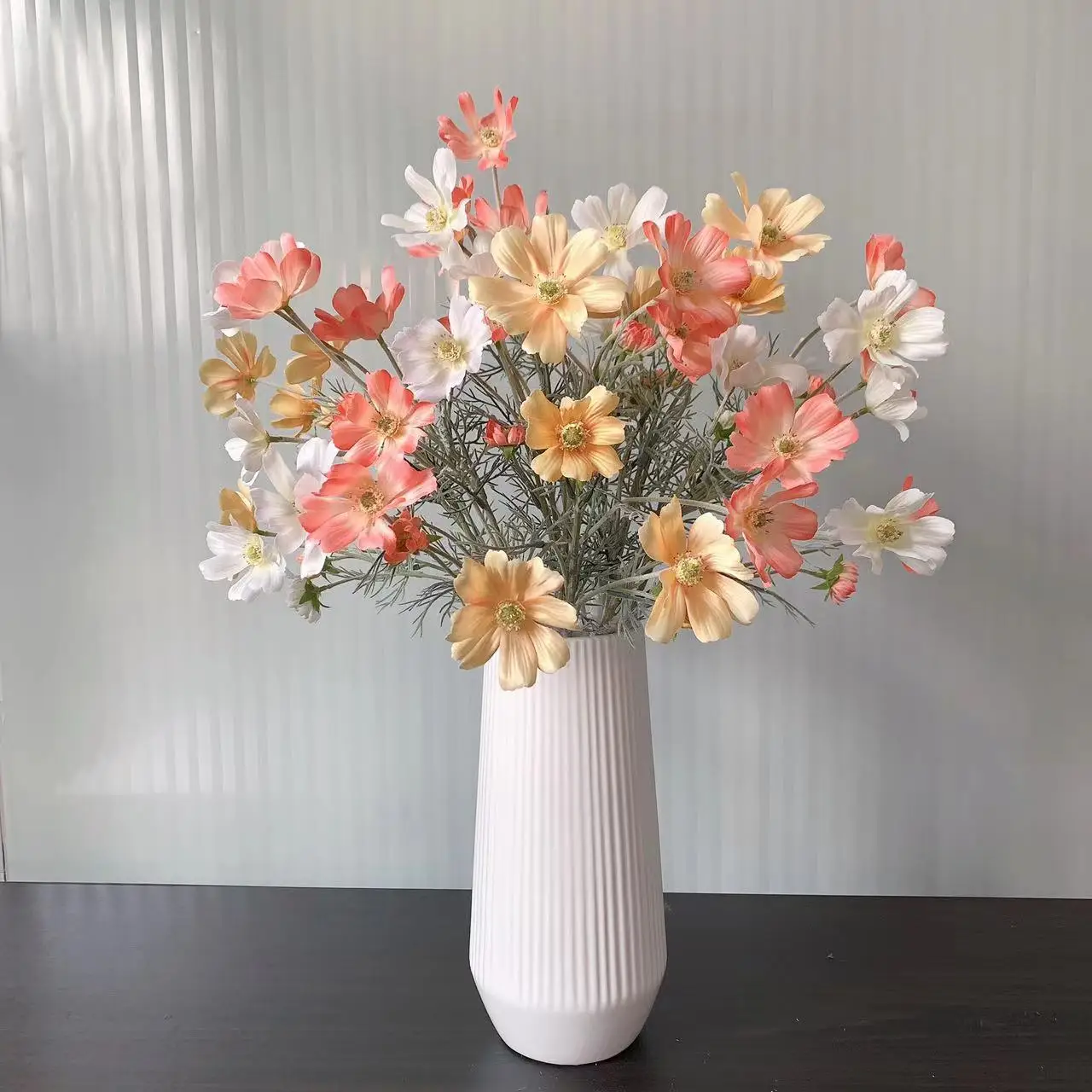 1 Stück Kamillen Seiden-Kunstblume 60cm Weiße Gänseblümchen Künstliche Blumen Raumdekoration Hochzeit Heim Tischdekoration DIY Bouquet – Detail 15