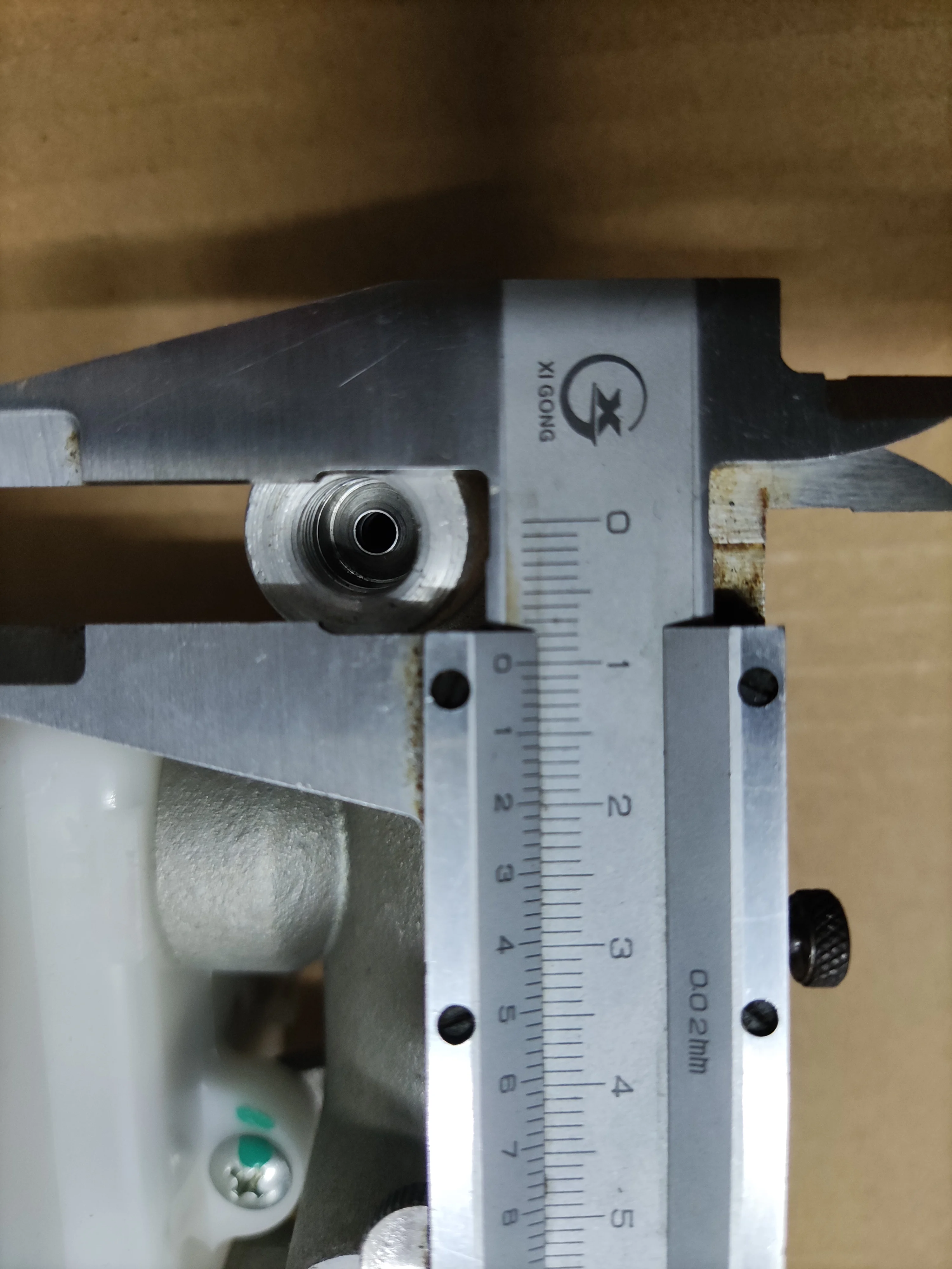 Delica Space Gear Brake Top 4 oil pipe port