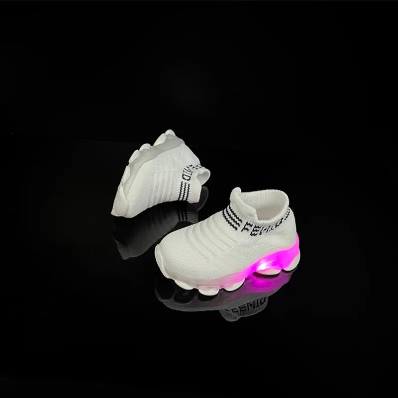 Boys and girls' flying woven sports socks and shoes with LED lights summer breathable elastic children's shoes kids sneakers sports shoes kids sports shoes kids shoes