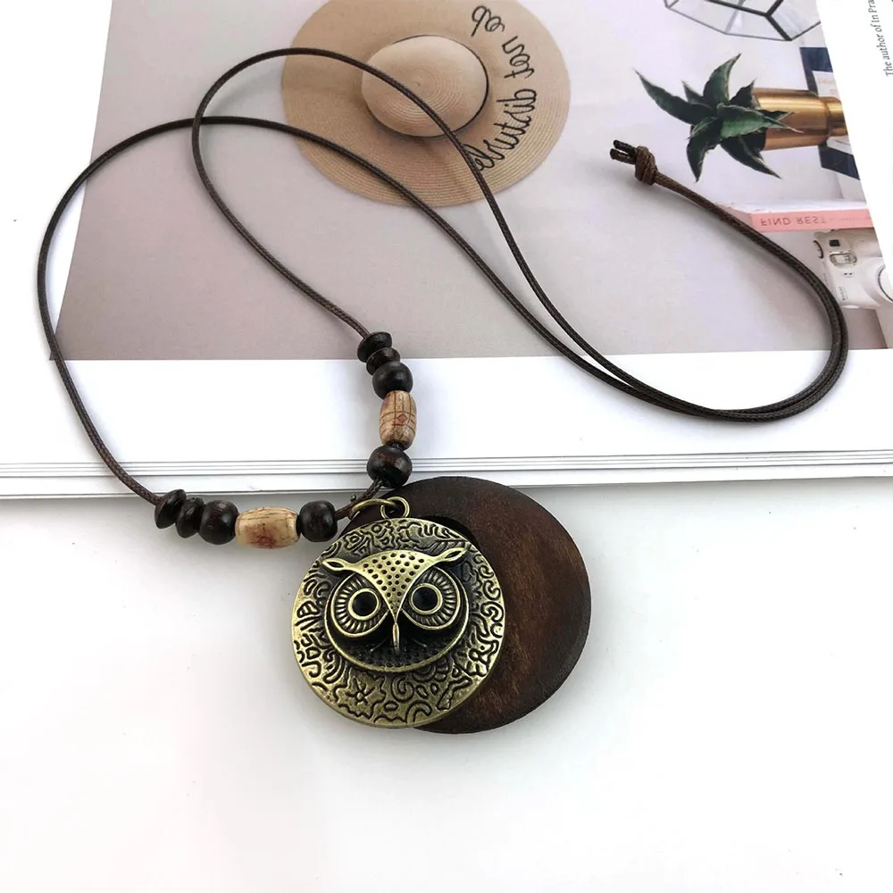 Vintage Wooden Pendant Necklace with Ethnic Chain and Clock Accent