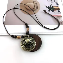 Vintage Wooden Pendant Necklace with Ethnic Chain and Clock Accent (6)