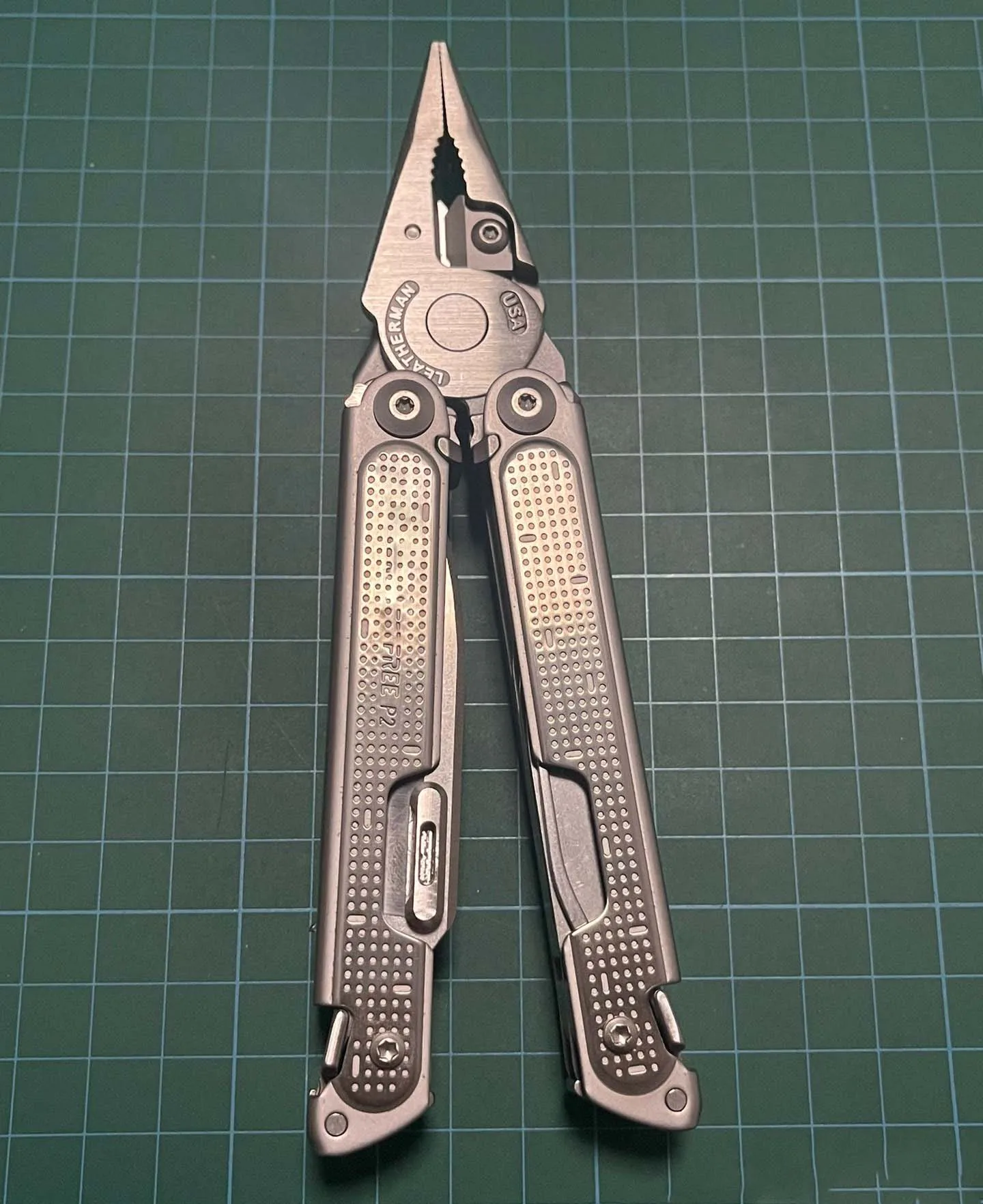 1-P2-Leatherman.jpg