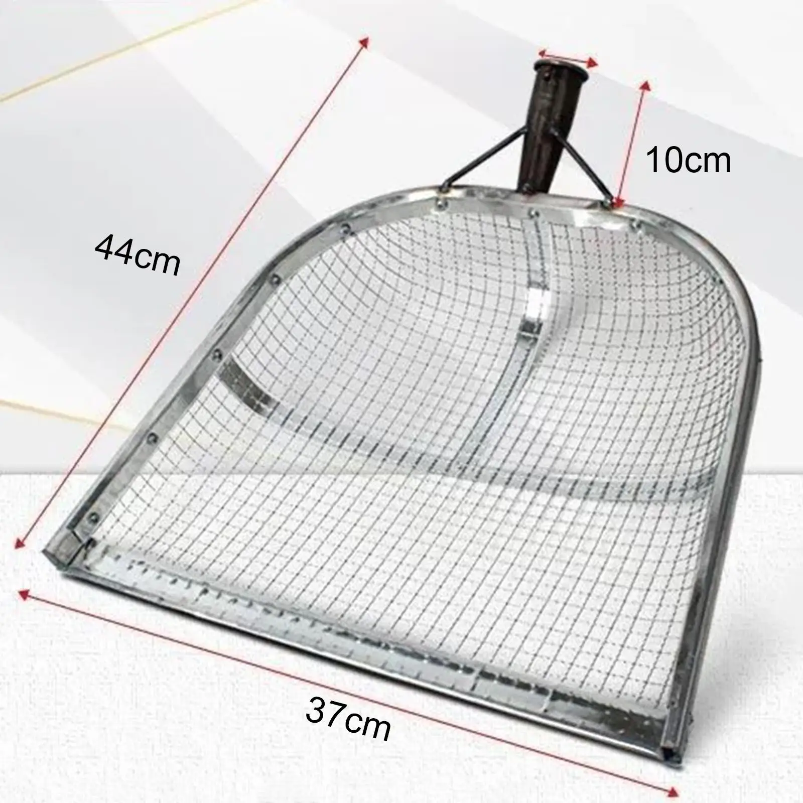 Soil Sifter Agricultural Filter Tool Mesh Filter Sieve Yard Lawn Garden Sieve Soil Shovel for Rocks Gravels Walnuts Dirt Sand Soil Sifter Agricultural Filter Tool Mesh Filter Sieve Yard Lawn Garden Sieve Soil Shovel for Rocks Gravels Walnuts Dirt Sand