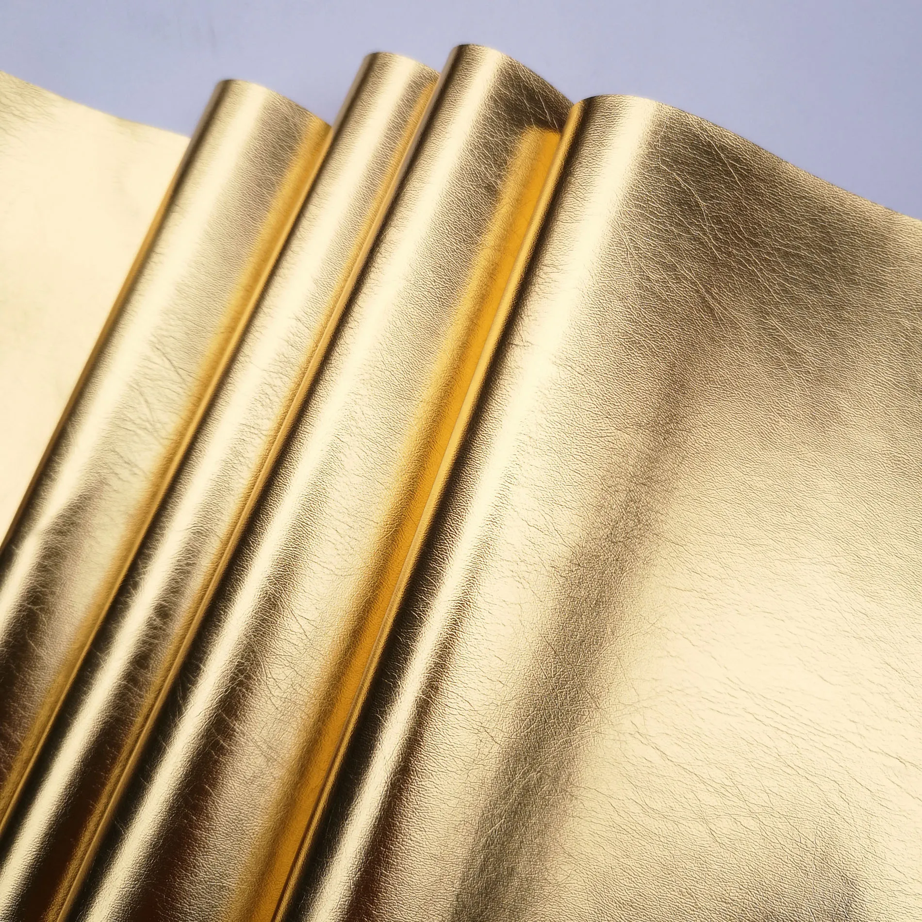 Metalic PU skóra dla majsterkowiczów szycie cosplay tkanina srebrna złota syntetyczna skóra metaliczny połysk tkanina na kolczyki 138x50cm