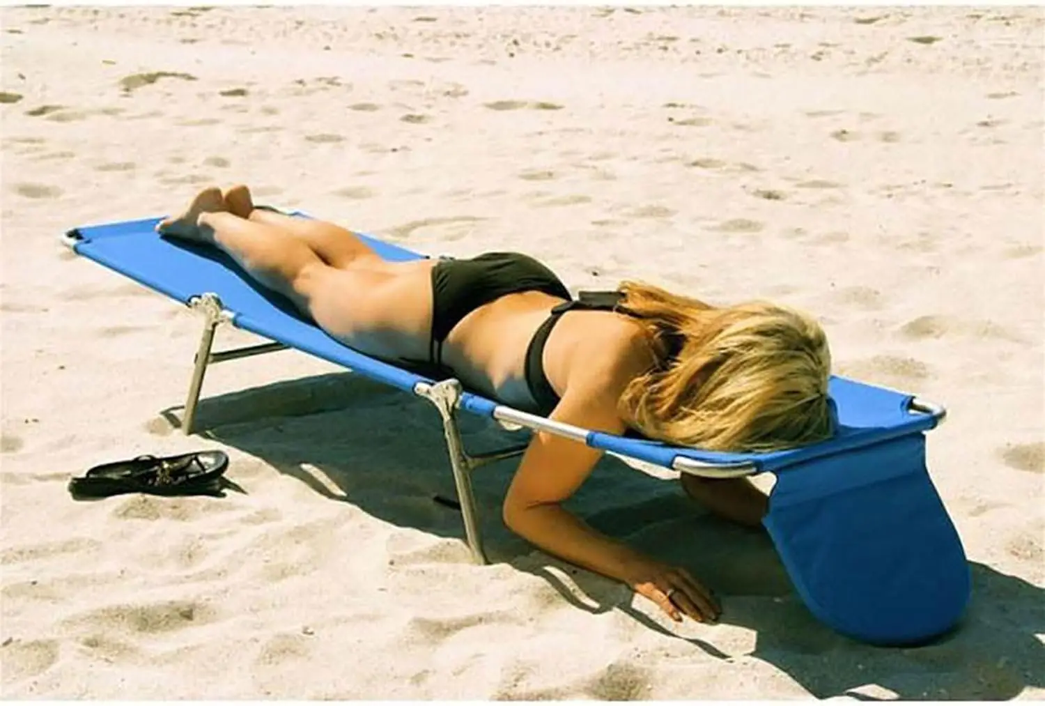 Beach Lounge Chair, Folding & Reclining Outdoor Chaise Lounger, Blue - Portable Adjustable Recliner Chair