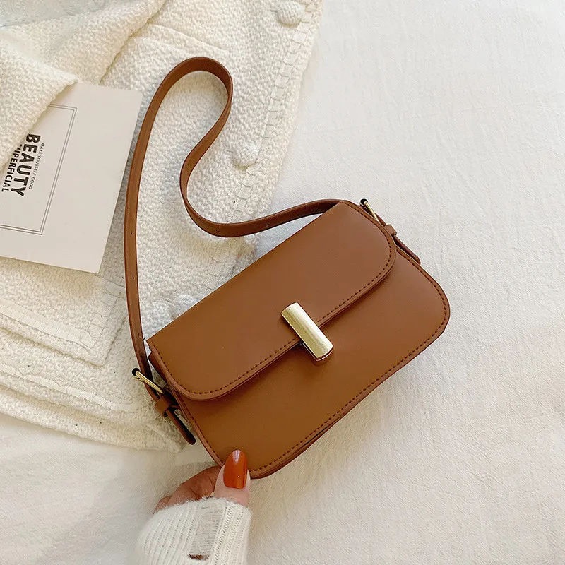 

Retro Saddle Bag Women's Bags New Fashion Single Shoulder Armpit Bags Solid Color Simple Light Luxury Crossbody Bag