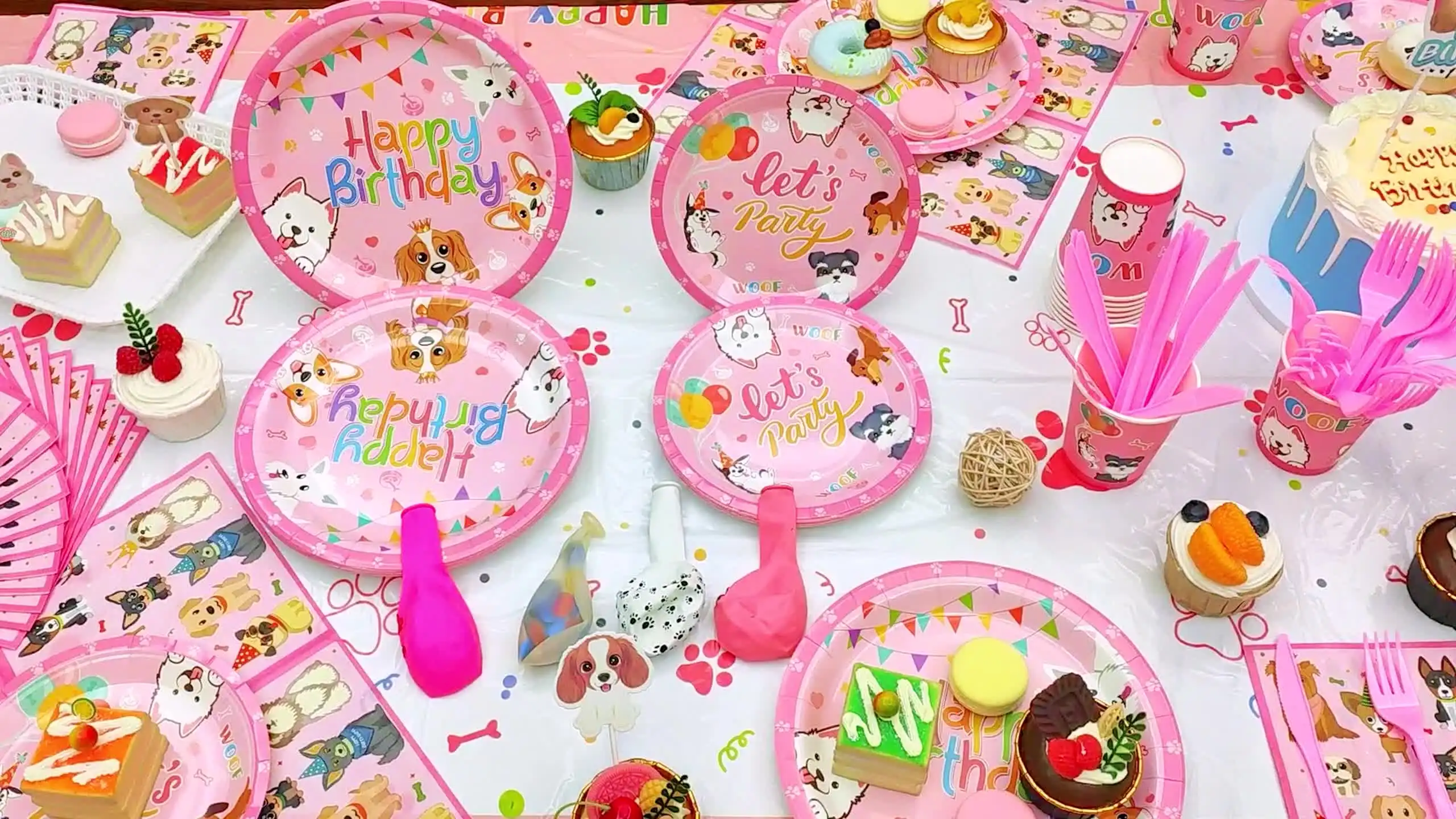 Decorazioni Compleanno Tema Cane Rosa - Set 82 Pezzi Con Piatti, Palloncini, Tovaglia E Striscione - Foto 4