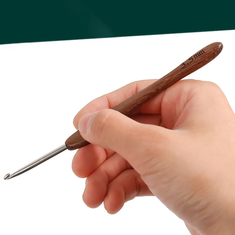 Blood sandalwood handle stainless steel crochet hook, fine hook head, needle, yarn, doll weaving tool, handmade orchid crochet h 6 S2eb55b8059634d958bfbf7e59d83e98fR