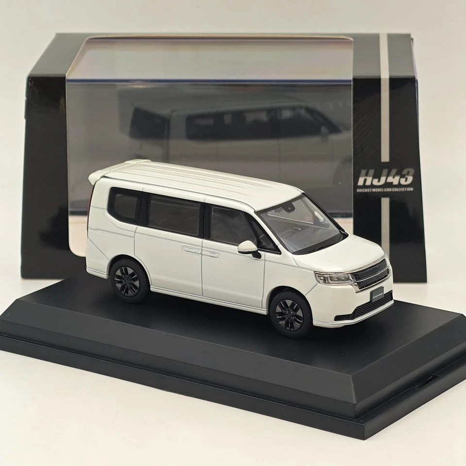 1/43 Hobby Japan STEP WGN e:HEV SPADA Platinum White (P) HJ432004W