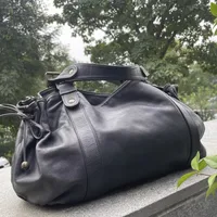 Sac à main à bandoulière Simple pour femmes, sac Boston élégant et polyvalent, sac de travail intérieur en Polyester doux 2