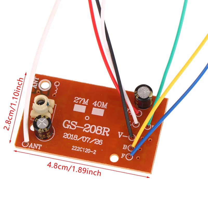Antenne de rechange 40MHz pour radiocommande, longueur totale visible avec embout protecteur.