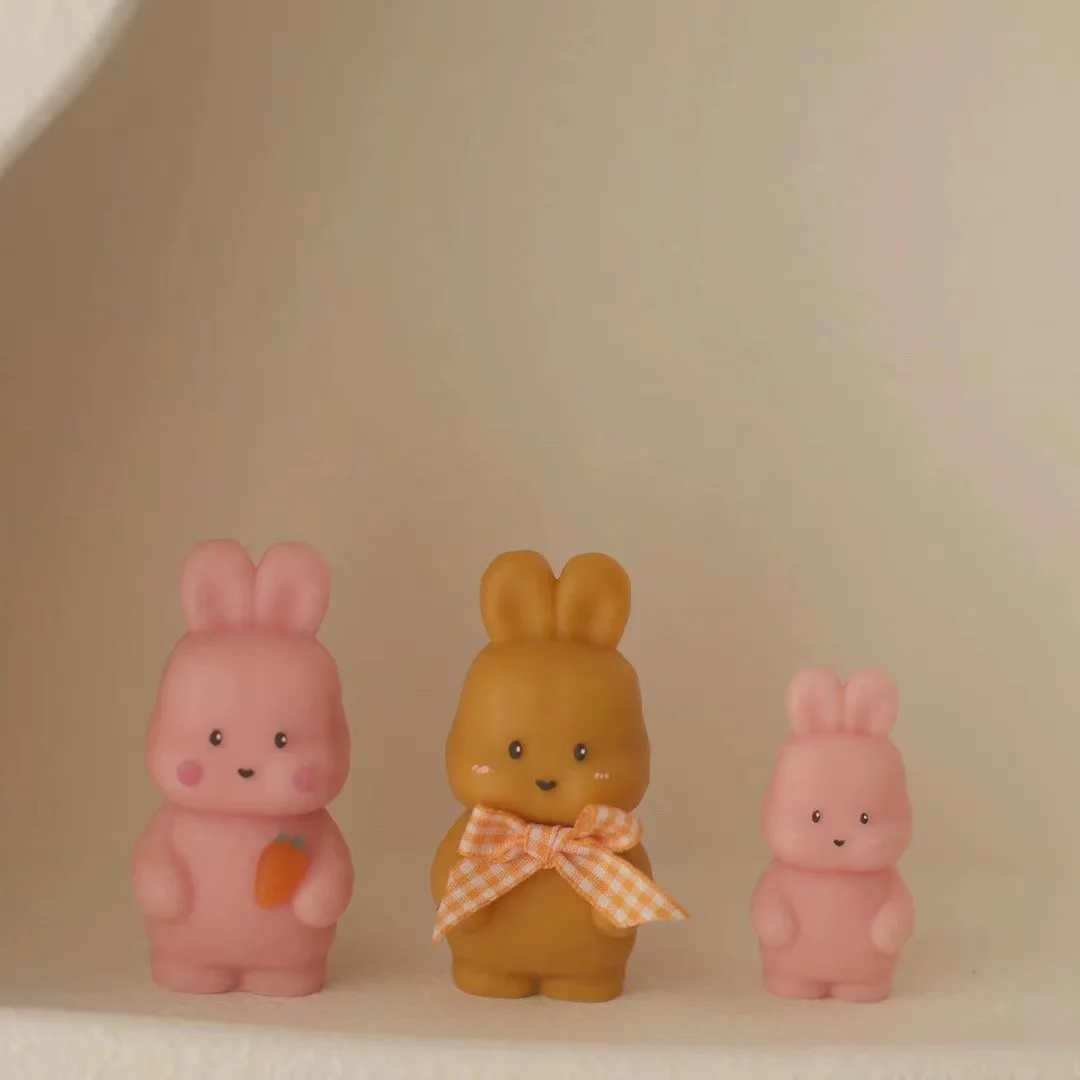 ins 3D Rabbit Bunny Scented Candle Mold For Candle Making DIY Animal Bunny Silicone soap Mold Easter Home Decor