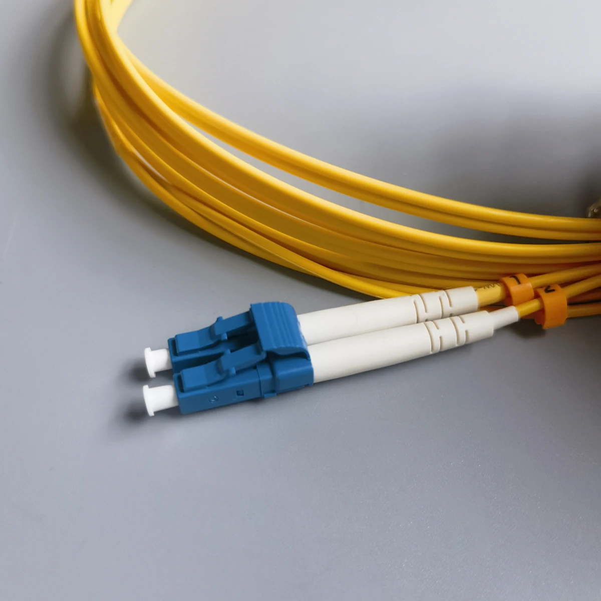 Fibra Optica 1.5M(PVC G652D) 3M(LSZH G657A1) LC/APC-LC/UPC 2.0mm SM Double Core FTTH Optical Fiber Connectors Fiber Optic Cable