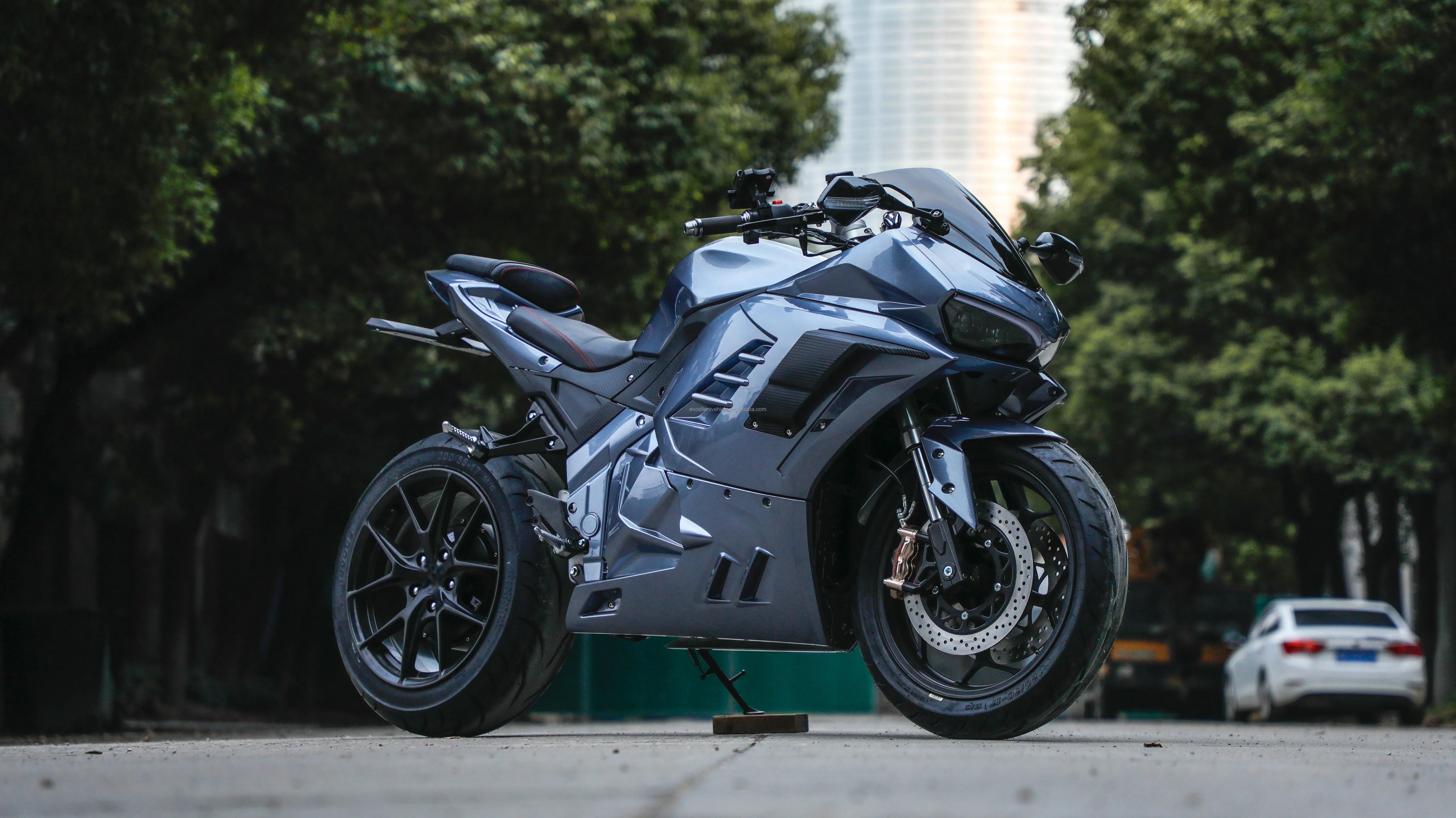 17 Inch Hot Sale Electric Motorcycle 8000W 72V High Speed Motor