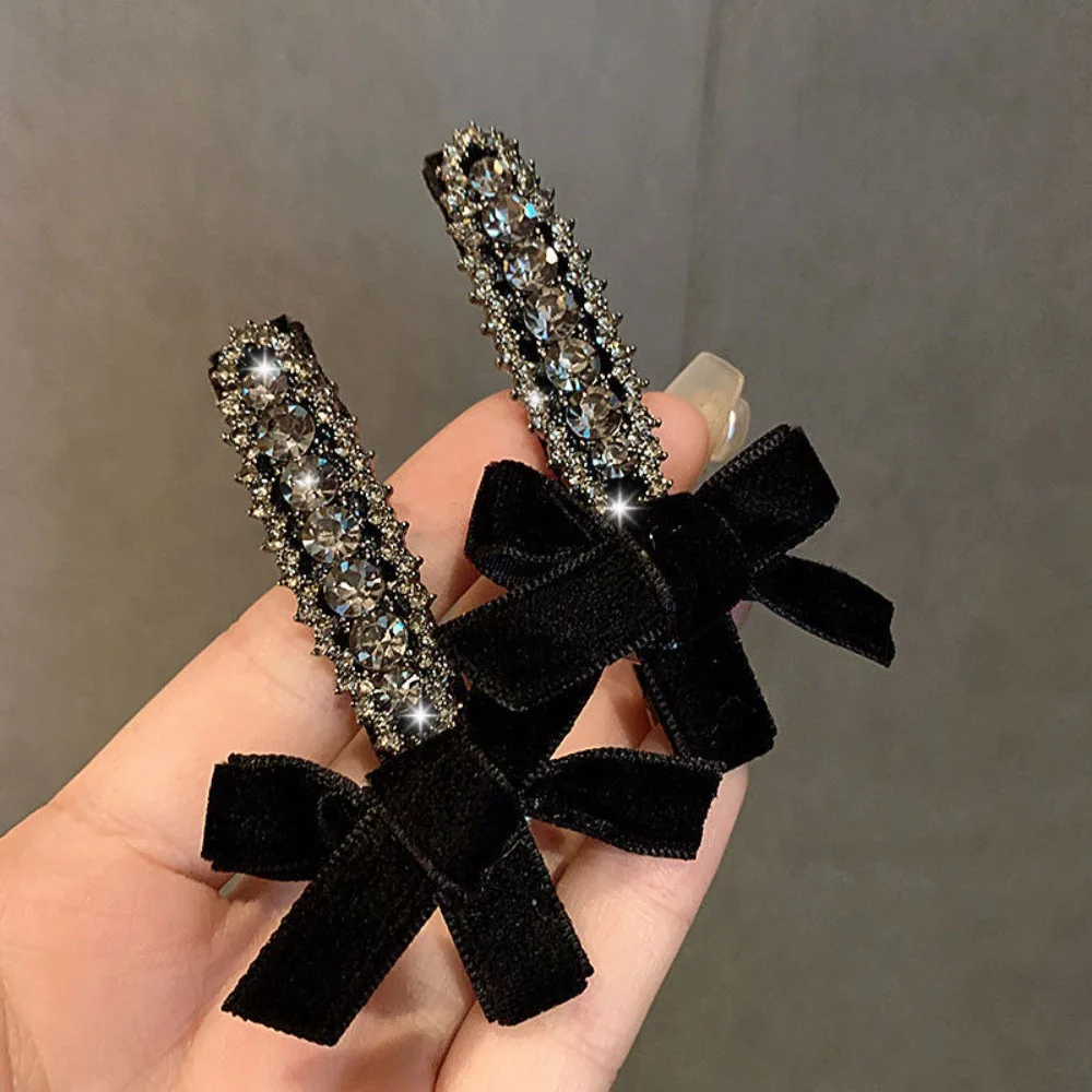 2pcs Classic Elegant Black Velvet Hair Clip Set Diamond Bow Hair Clip Elegant Shining Women Party Daily Styling Hair Accessories