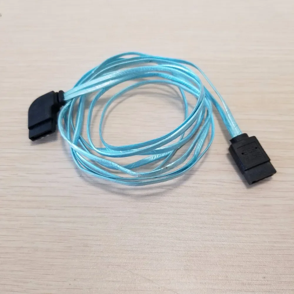 Рисунок 4 - SAS кабель SATA3 для жестких дисков (6 Гбит/с)