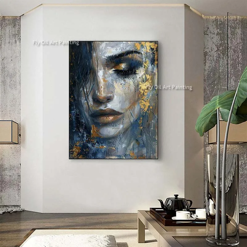 

Abstract Textured Woman Face High Fashion Canvas Painting Blue And Gold Foil Oil Painting Handmade Modern Home Wall Art Decor