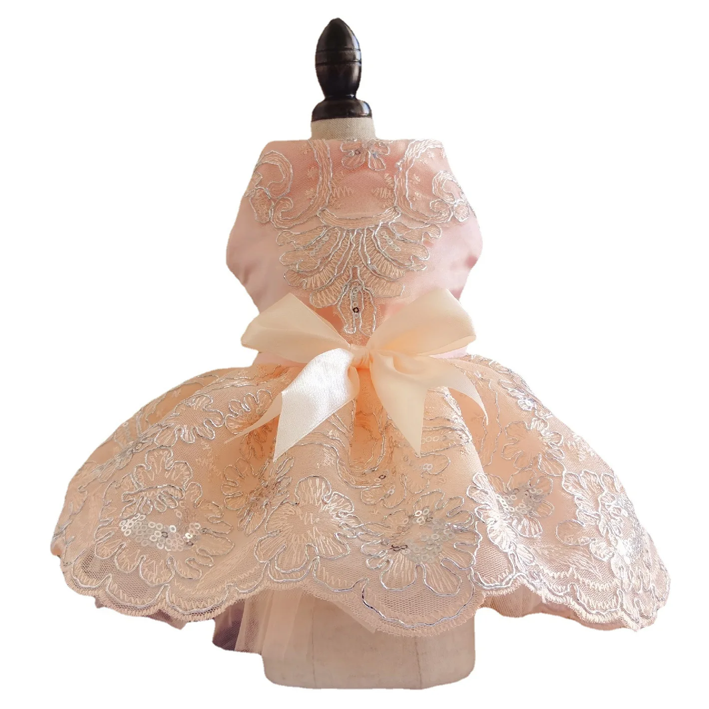 thumbnail image 1 of Elegante vestido de novia con lazo para perro, vestido de princesa para cachorro, diseño de lujo bordado con flores, ropa para perros pequeños, fiesta de graduación, 1 of 5