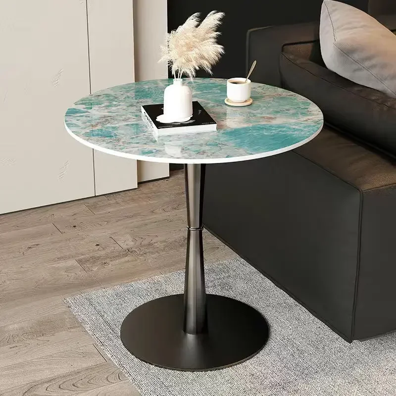 

Светильник роскошный угол, Новые скальные плиты, некоторые гостиная, домашний диван, несколько современных балконов, маленький круглый стол