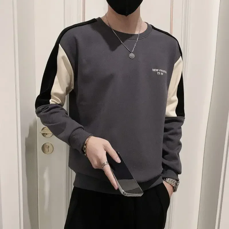 thumbnail image 1 of Tops, camisetas de cuello redondo para hombres, ropa masculina empalmada, holgada, bordada, manga larga, tendencias de moda 2024, otoño coreano, 1 of 4
